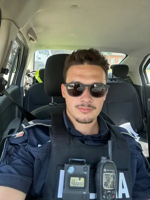 Unul dintre elevii noștri admiși — Poliție